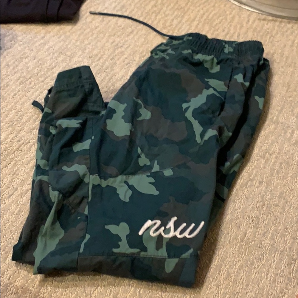 Men’s nike joggers!